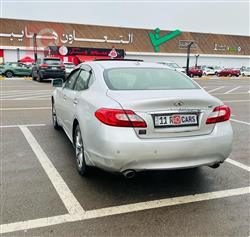 إنفينيتي M37